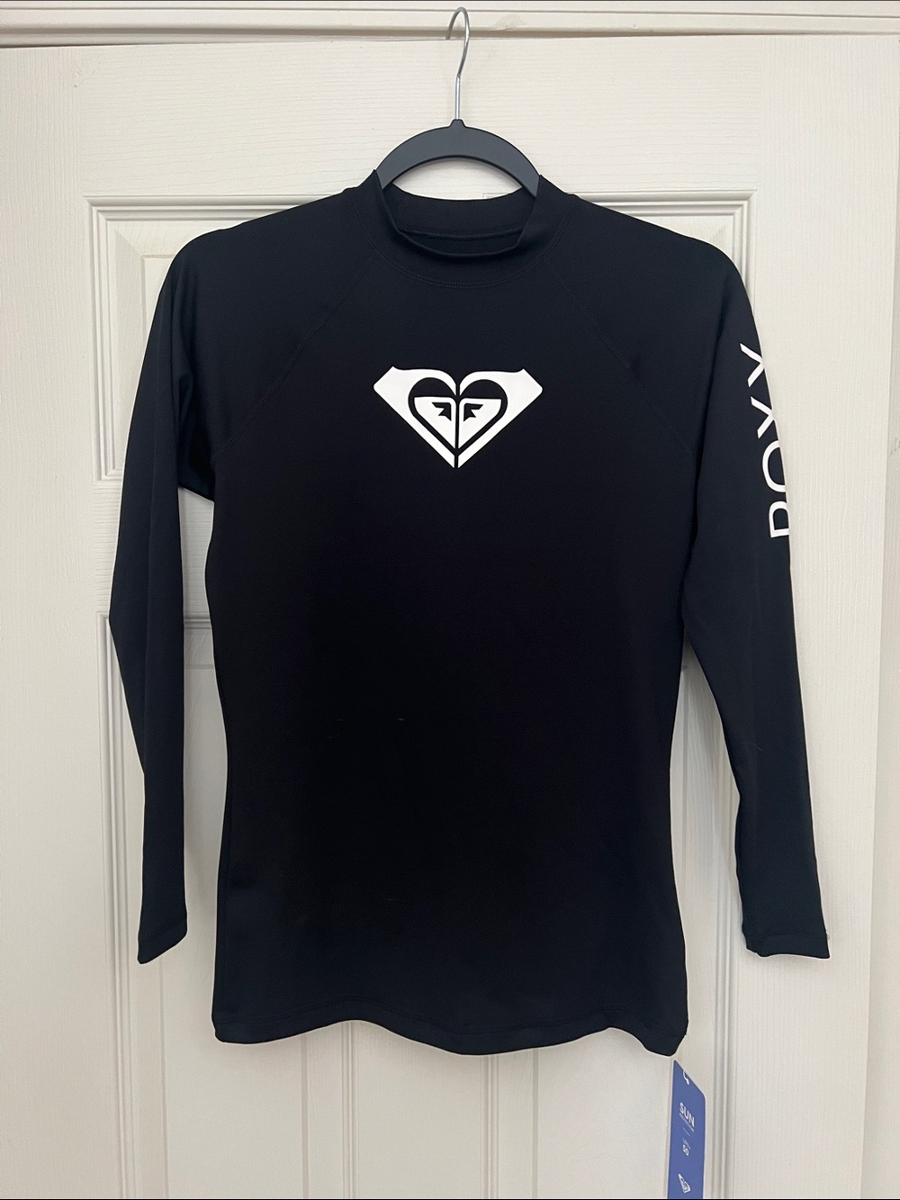 Roxy Black Rash Guard with White Logos w Sun Protection UPF 50